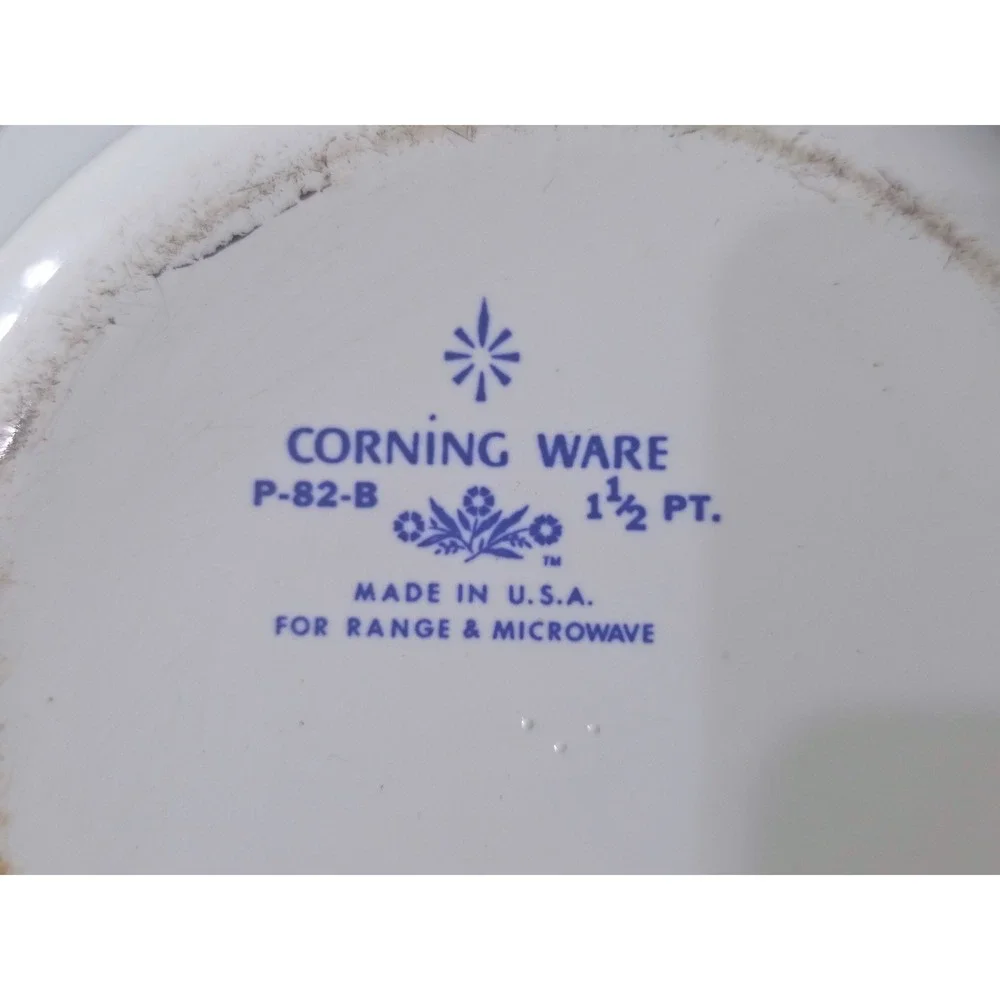 Vintage Corning Ware Blue Cornflower P-82-B 1.5 Pint Saucepan with Pyrex Lid